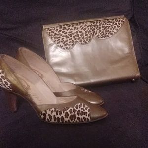 Vintage Women's Shoes and Clutch